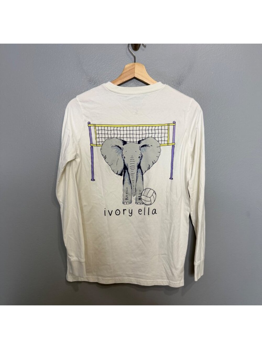IVORY ELLA volleyball long sleeve tshirt size S